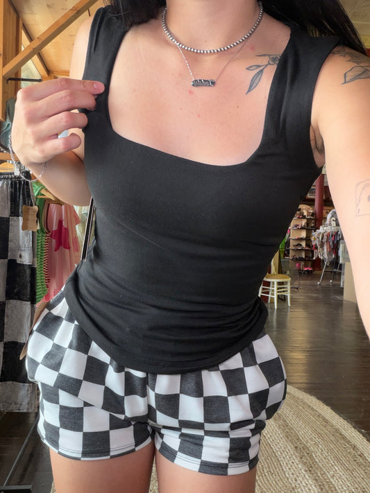 Everyday Scoop Neck Tank (Black)