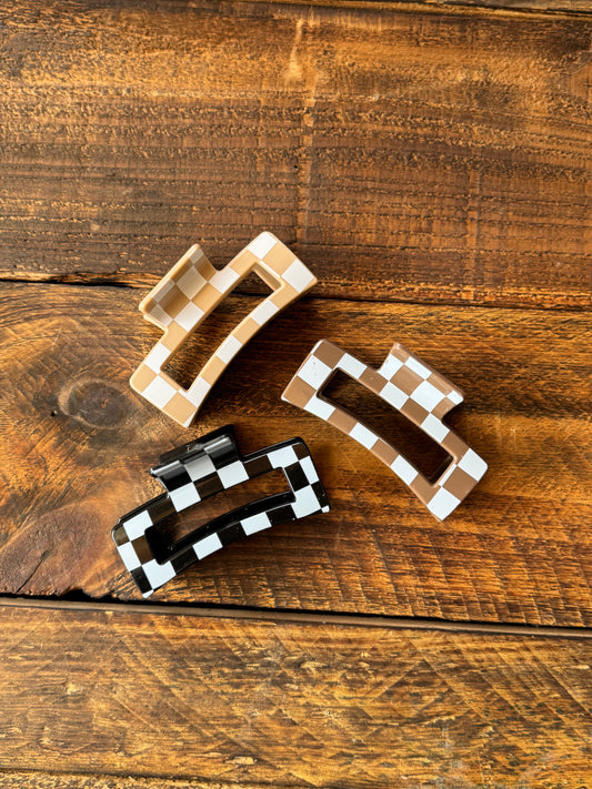 Neutral Checkered Claw Clip