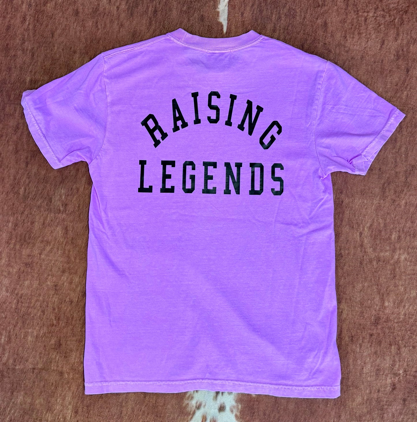 Mama - Raising Legends Tee
